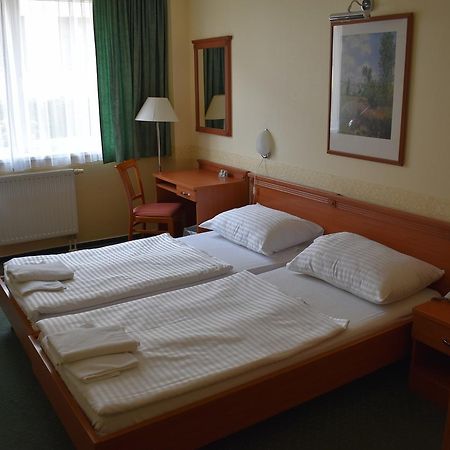 Paprika Panzio Bed & Breakfast Hegyeshalom Dış mekan fotoğraf